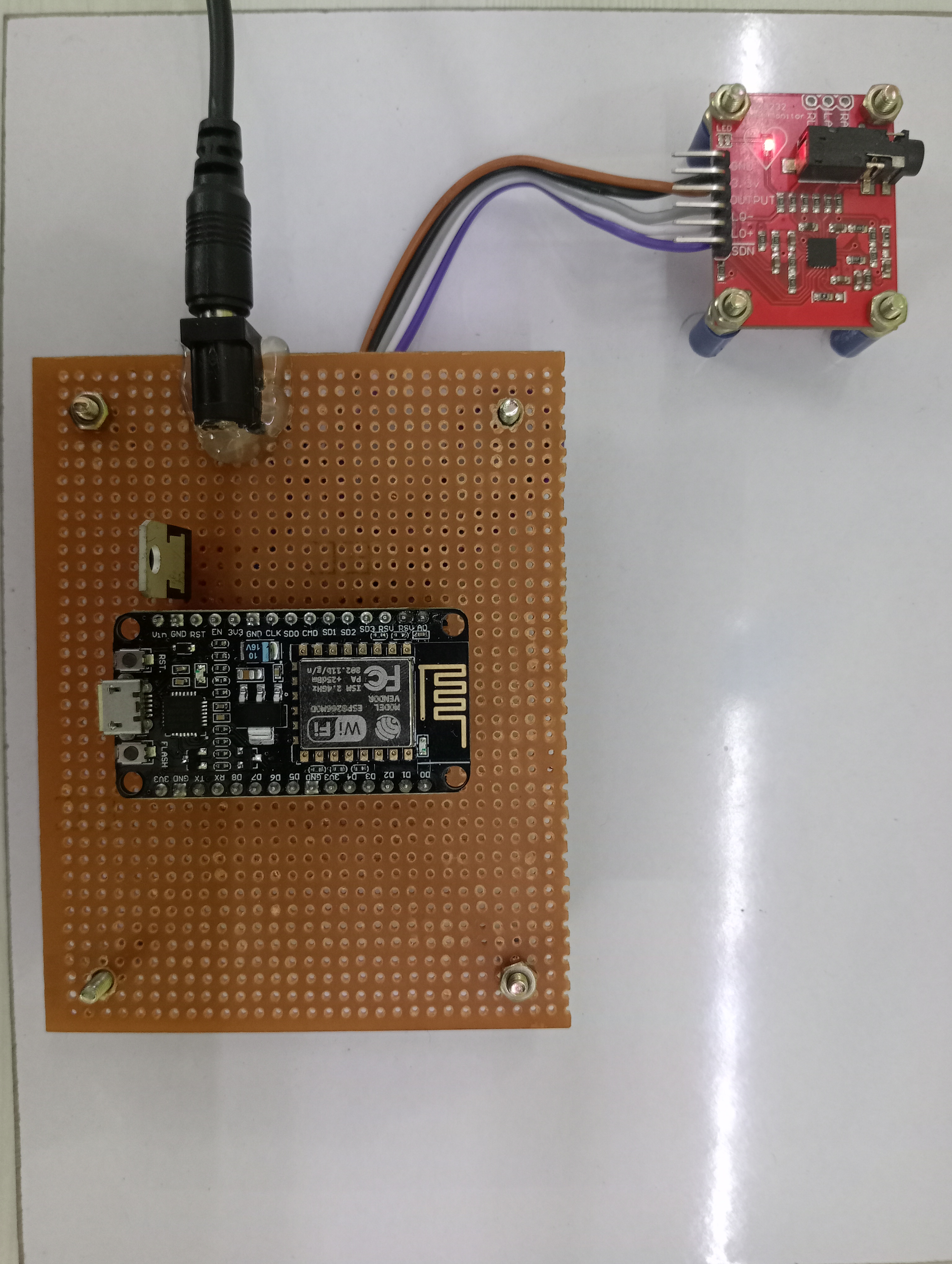 Powering The Internet Of Things Storage-Less And Converter-Less Energy Harvesting
